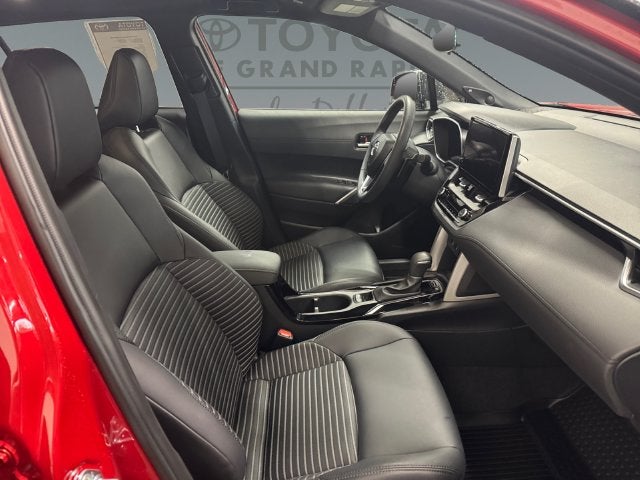 2024 Toyota Corolla Cross Hybrid XSE