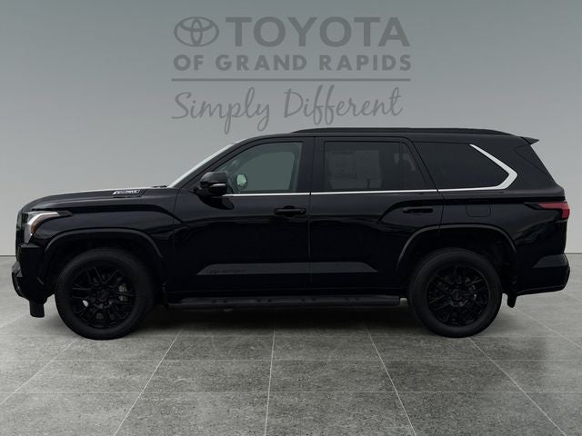2024 Toyota Sequoia SR5