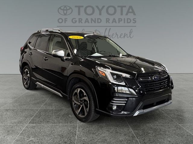 2022 Subaru Forester Touring's photo