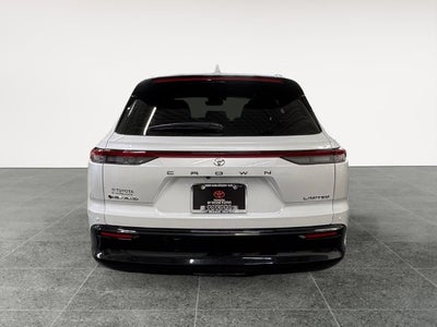 2025 Toyota Crown Signia Limited