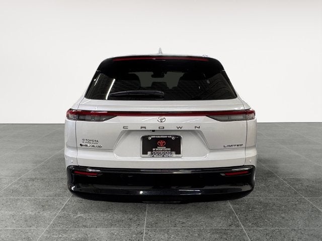 2025 Toyota Crown Signia Limited