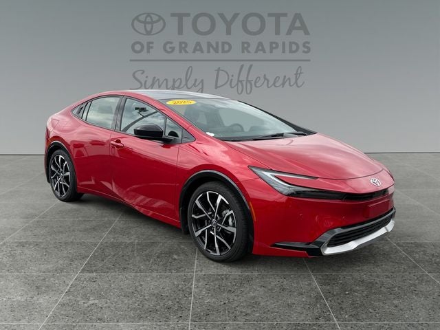 2025 Toyota Prius XSE Premium Plug-in Hybrid's photo