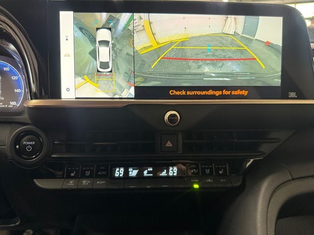 2023 Toyota Crown Platinum