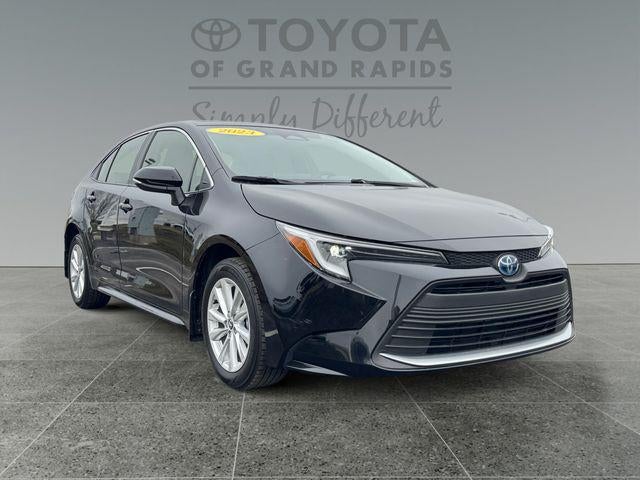 2023 Toyota Corolla Hybrid XLE