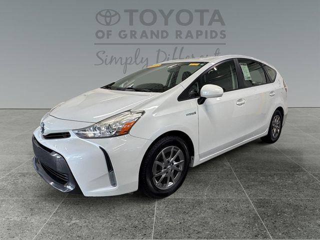 2015 Toyota Prius v Three
