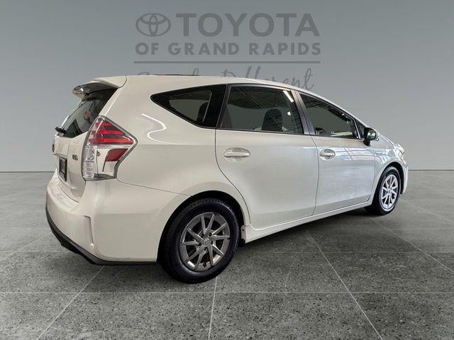 2015 Toyota Prius v Three