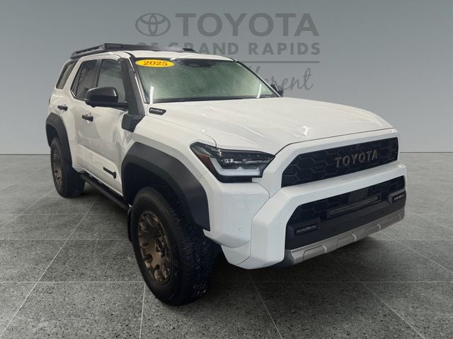 2025 Toyota 4Runner i-FORCE MAX Hybrid Trailhunter