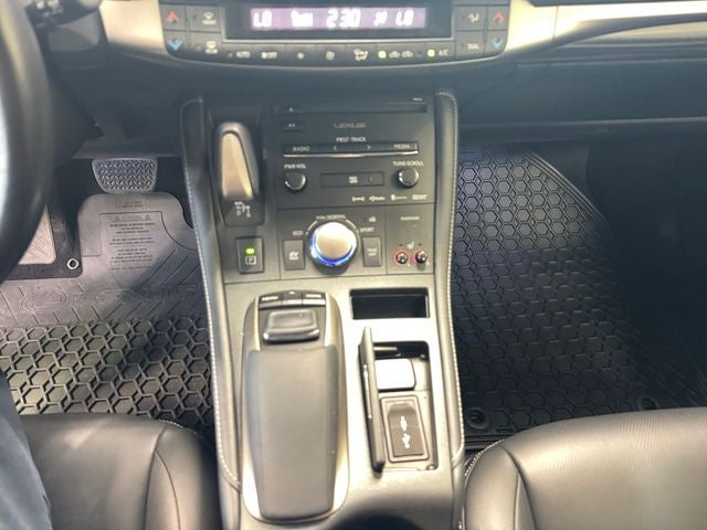 2017 Lexus CT 200h