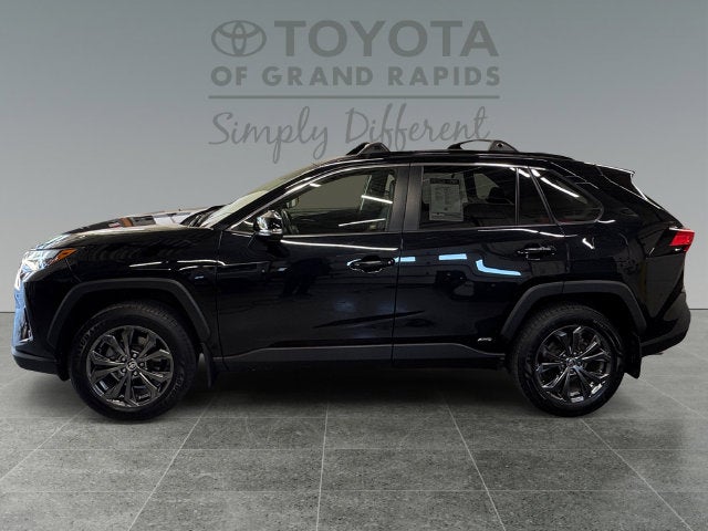 2023 Toyota RAV4 Hybrid XLE Premium
