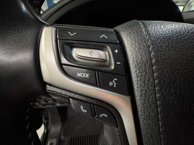 2017 Toyota Land Cruiser Base