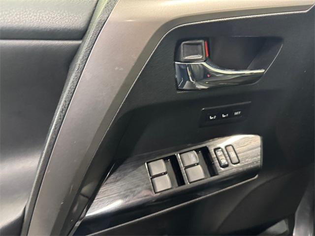 2016 Toyota RAV4 Hybrid Limited