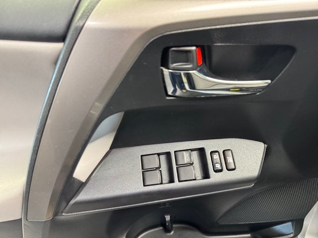 2018 Toyota RAV4 Hybrid XLE