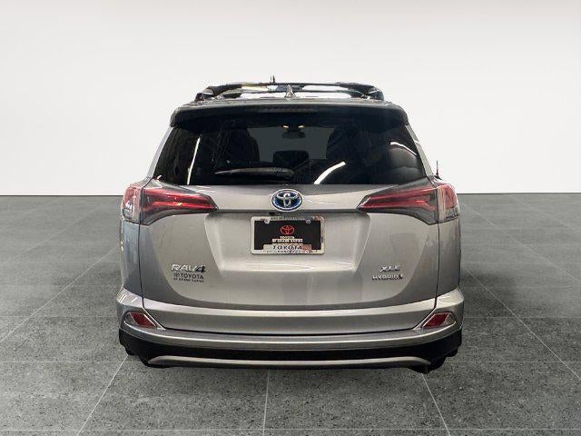 2018 Toyota RAV4 Hybrid XLE