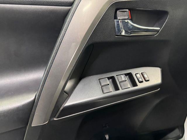 2016 Toyota RAV4 Hybrid XLE