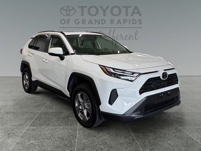 2025 Toyota RAV4 Hybrid XLE AWD's photo