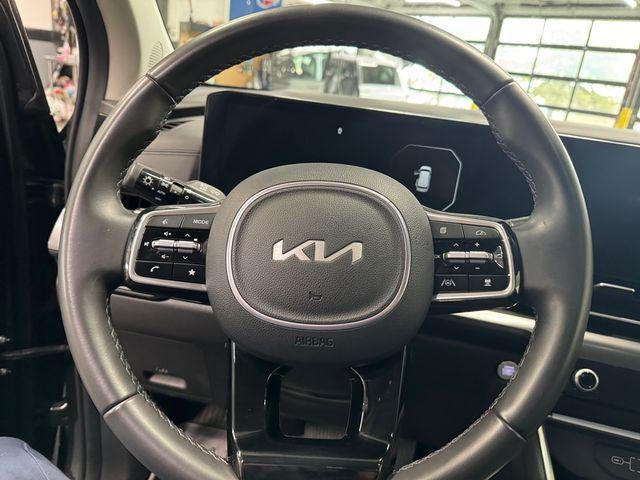 2025 Kia Carnival SX