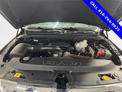 2019 RAM 1500 Big Horn/Lone Star 5.7 Liter V6 Hemi Crew Cab 4WD