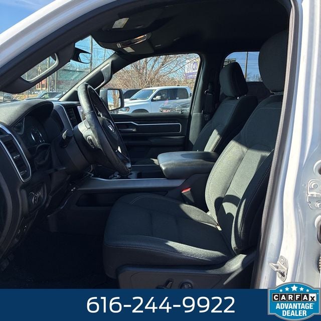 2019 RAM 1500 Big Horn/Lone Star 5.7 Liter V8 Hemi Crew Cab 4WD