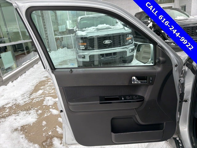 2011 Ford Escape Limited 3.0 Liter V6 AWD