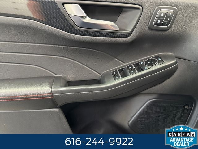 2023 Ford Escape Hybrid ST-Line Select 2.5 Liter AWD