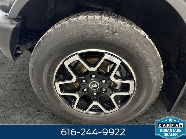 2021 Ford Bronco Base 2.3L EcoBoost I-4 2D Manual 4WD