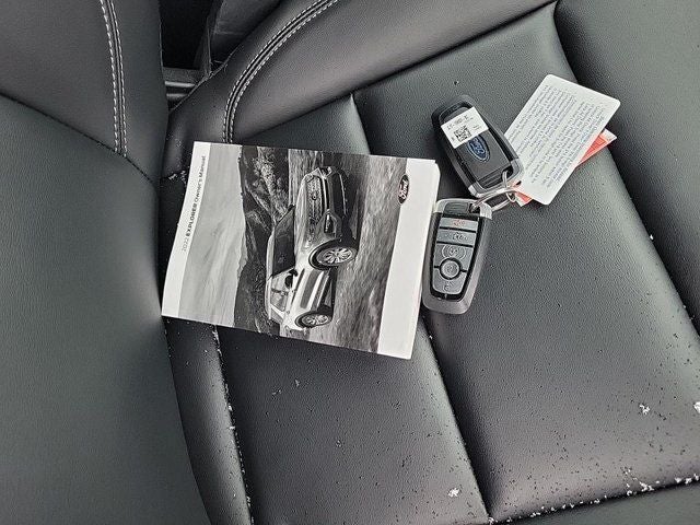 2022 Ford Explorer XLT 2.3 Liter EcoBoost 4WD