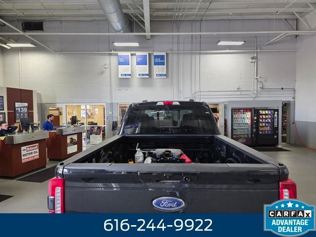 2023 Ford F-350SD XLT 6.7 Liter V8 Power Stroke Turbodiesel Crew Cab 4WD