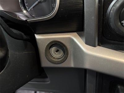 2021 Ford F-150 XLT 5.0 Liter V8 SuperCrew 4WD