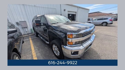 2015 Chevrolet Silverado 2500HD LT 6.0 Liter V8 Crew Cab 4WD