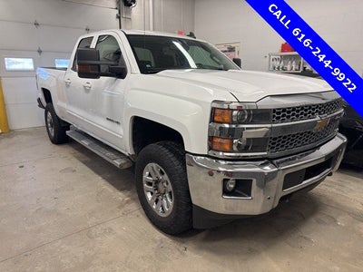 2019 Chevrolet Silverado 2500HD LT 6.0 liter V8 4D Double Cab 4WD