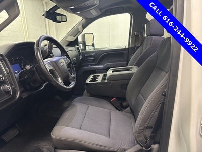 2019 Chevrolet Silverado 2500HD LT 6.0 liter V8 4D Double Cab 4WD