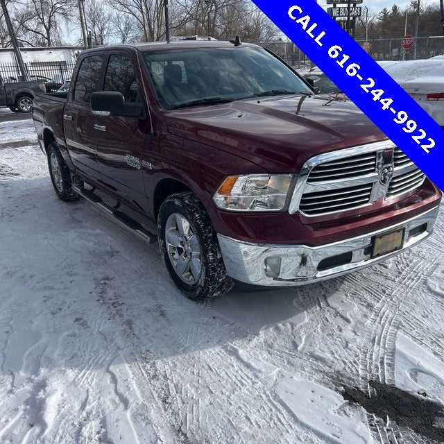 2018 RAM 1500 Big Horn 5.7 Liter V8 Hemi Crew Cab 4WD