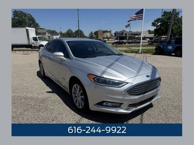 2017 Ford Fusion Energi SE Luxury I4 Hybrid FWD