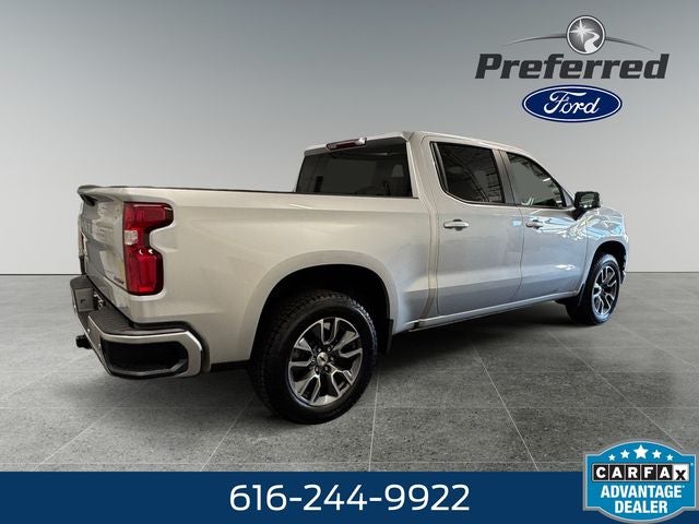 2022 Chevrolet Silverado 1500 LTD RST 5.3 Liter V8 EcoBoost Crew Cab 4WD