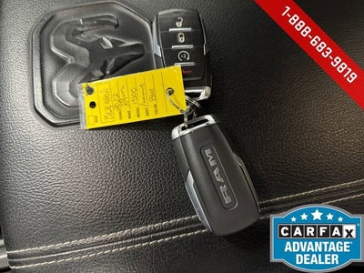 2022 RAM 1500 Laramie Crew Cab 4x4 5'7" Box