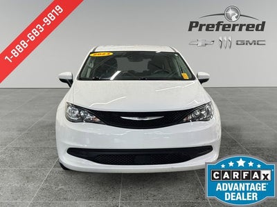 2023 Chrysler Voyager LX