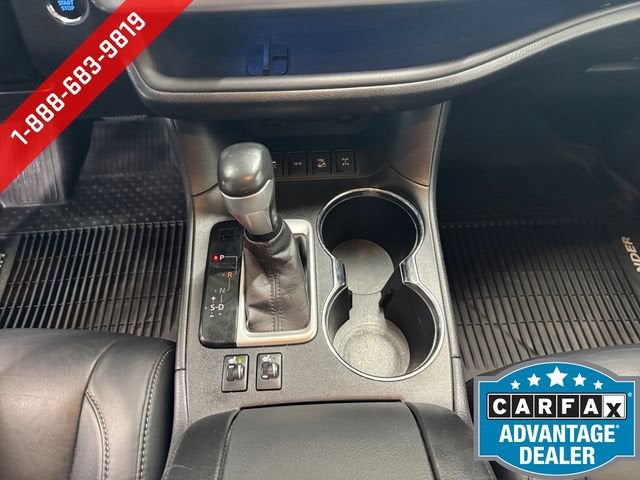 2017 Toyota Highlander SE