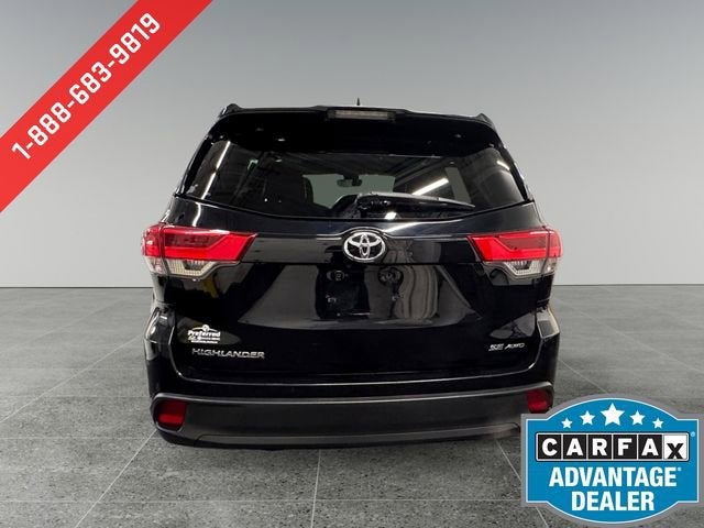2017 Toyota Highlander SE