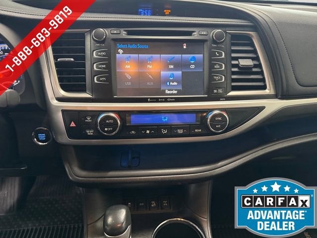 2017 Toyota Highlander SE