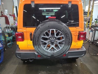 2025 Jeep Wrangler 4-Door Sahara 4x4