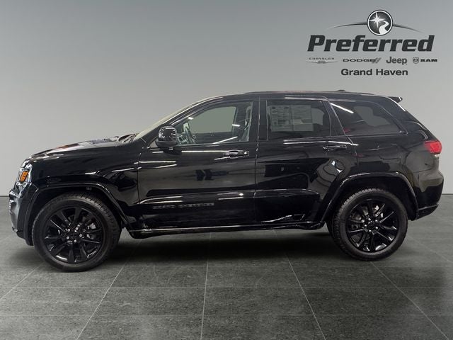 2017 Jeep Grand Cherokee Altitude