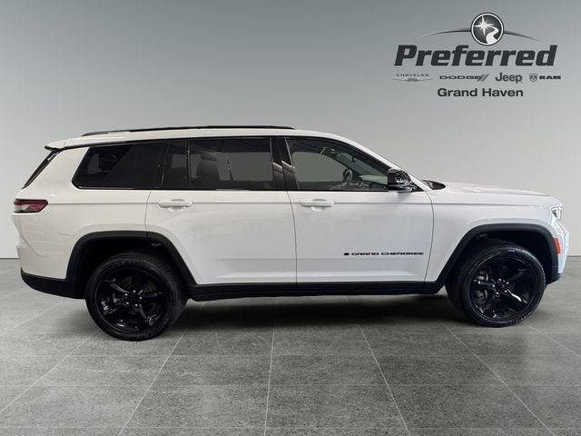 2023 Jeep Grand Cherokee L Altitude 4x4