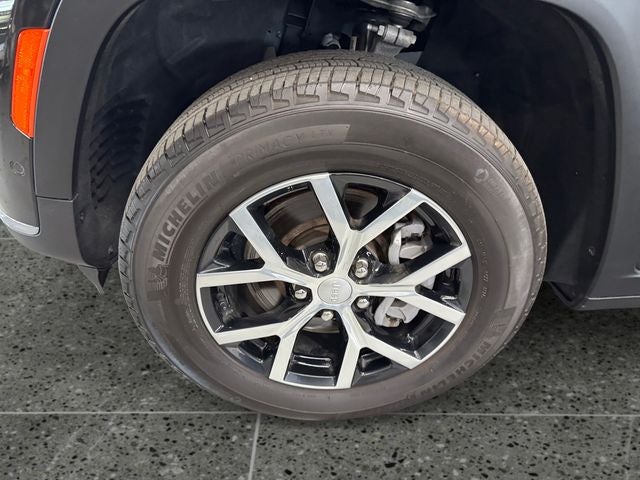 2024 Jeep Grand Cherokee L Limited 3.6 Liter V6 4WD