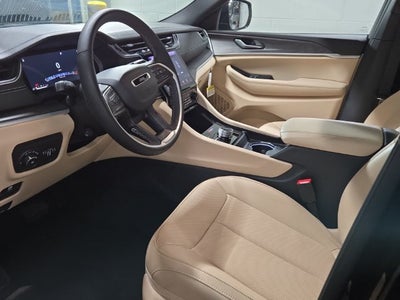 2025 Jeep Grand Cherokee L Limited 4x4