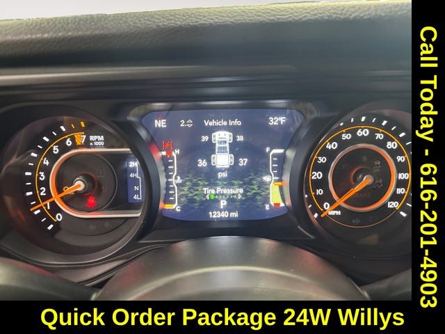 2024 Jeep Gladiator Willys photo 2