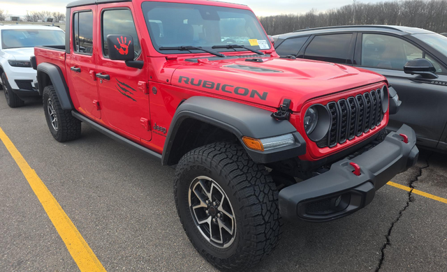 2024 Jeep Gladiator