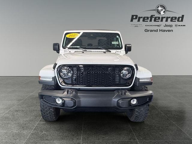 2025 Jeep Gladiator Willys 3.6 Liter V6 Automatic 4WD