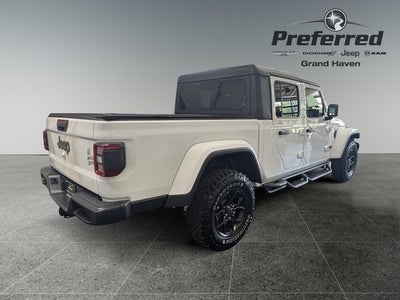 2025 Jeep Gladiator Willys 3.6 Liter V6 Automatic 4WD