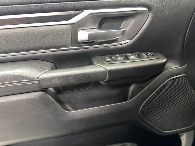 2021 RAM 1500 Big Horn/Lone Star 5.7 Liter V8 Hemi Crew Cab 4WD