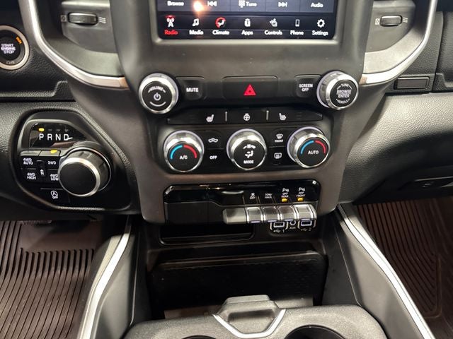 2021 RAM 1500 Big Horn/Lone Star 5.7 Liter V8 Hemi Crew Cab 4WD